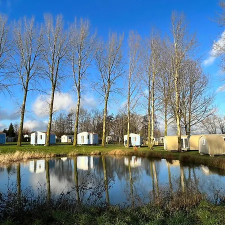 Кемпинг Le Romantic Steenvoorde